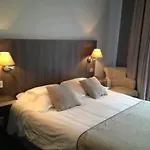 Central Hotel