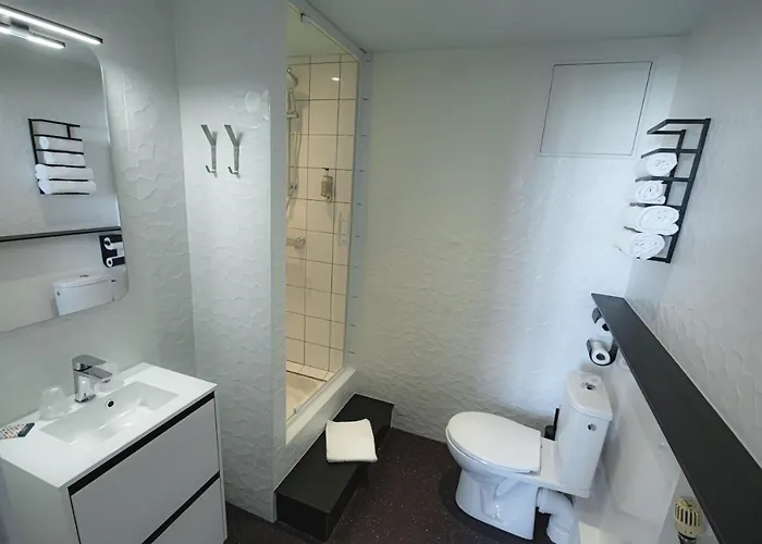 Central Ξενοδοχείο Πουατιέ