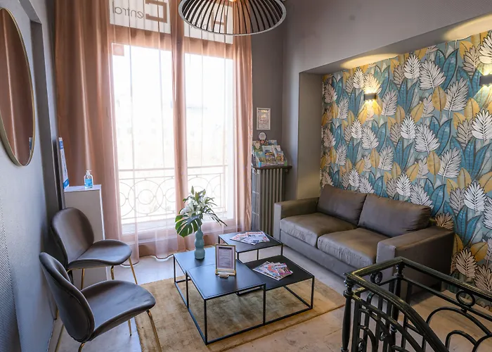 Central Ξενοδοχείο 3*